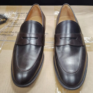 Louis Vuitton Parris size 7.5 Shoes